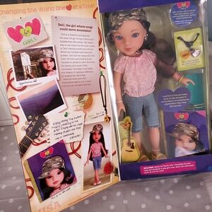 2010 HEARTS FOR HEARTS GIRLS Playmates DELL Doll USA 14"